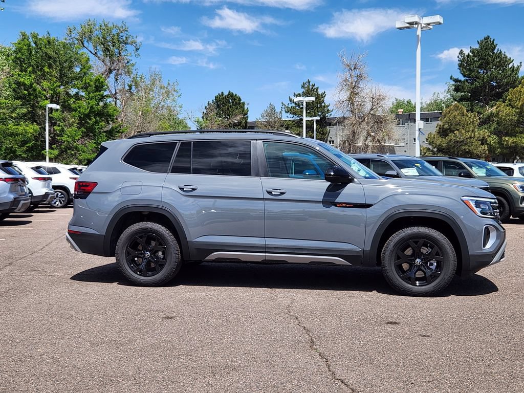 New 2026 Volkswagen Atlas Peak Edition AWD/4WD image 4