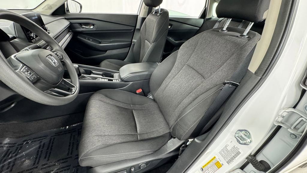 Used 2024 Honda Accord EX image 10