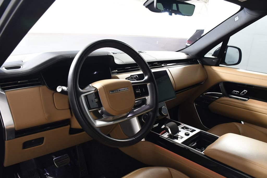 Used 2023 Land Rover Range Rover SE AWD/4WD image 12