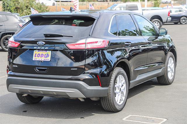 Used 2024 Ford Edge SEL image 4