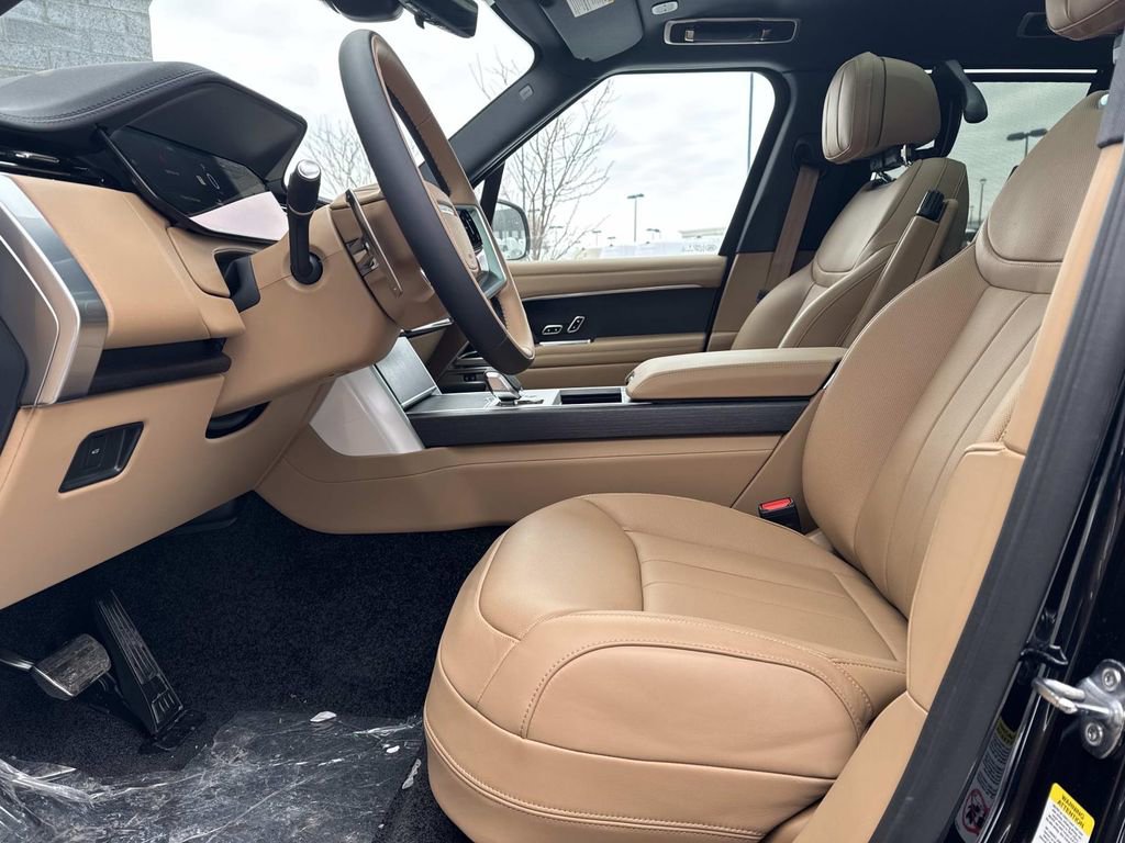 New 2026 Land Rover Range Rover SE image 19