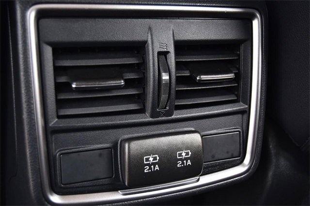 Used 2024 Subaru Forester Limited image 25