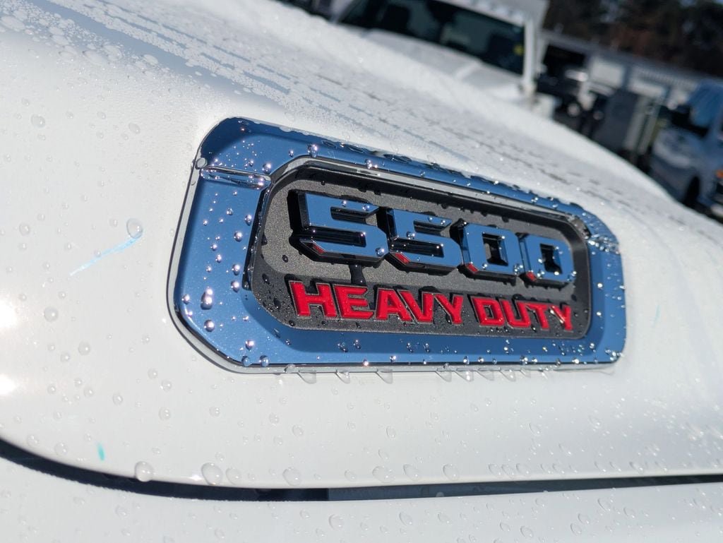 New 2026 RAM 5500 Tradesman AWD/4WD image 25