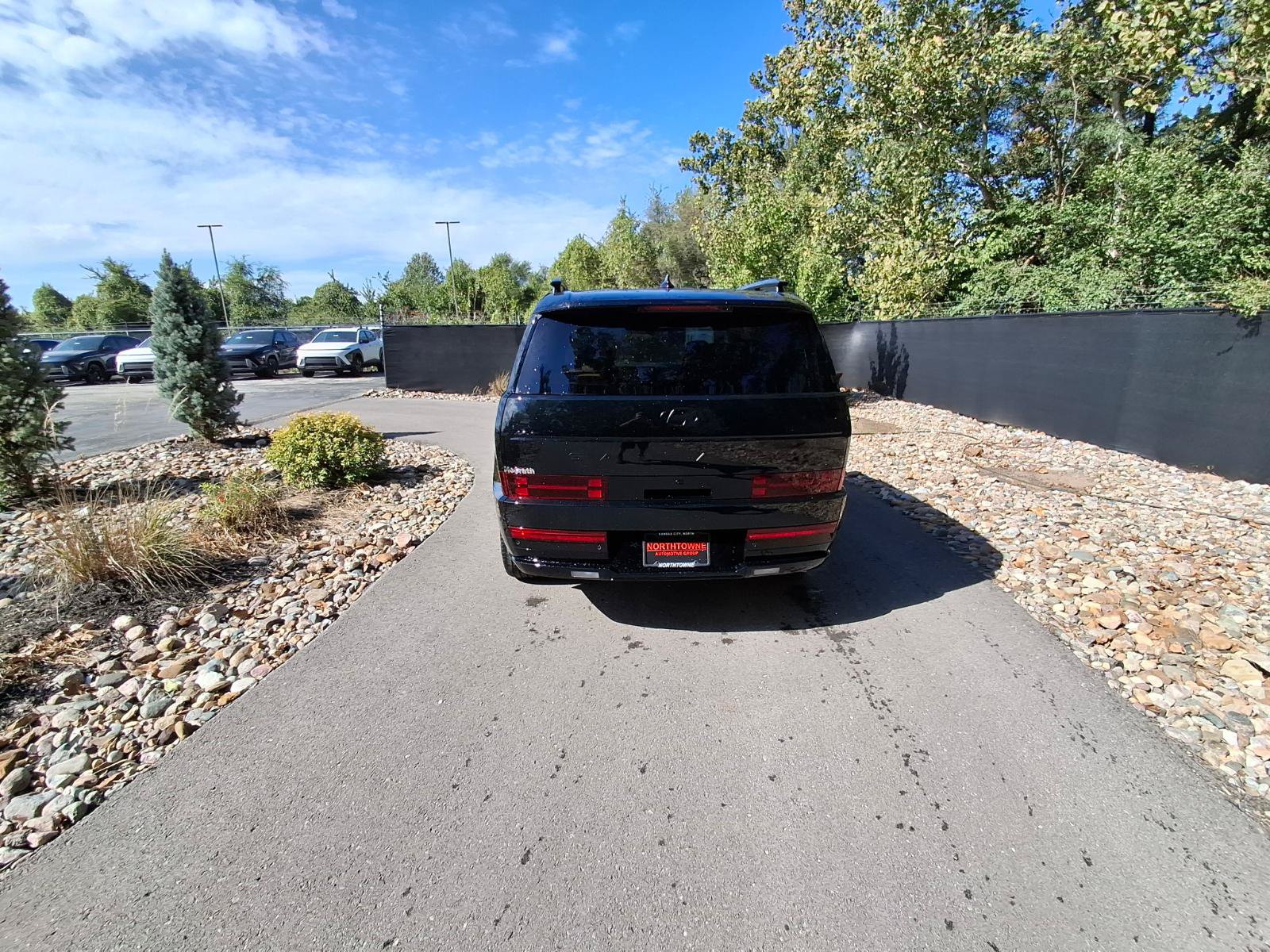 New 2027 Hyundai Santa Fe Calligraphy AWD/4WD image 4