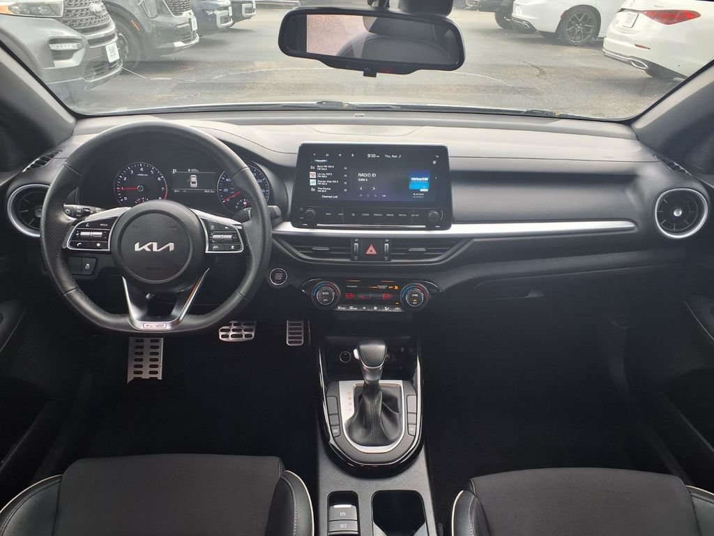 Certified 2024 Kia Forte GT-Line FWD image 3