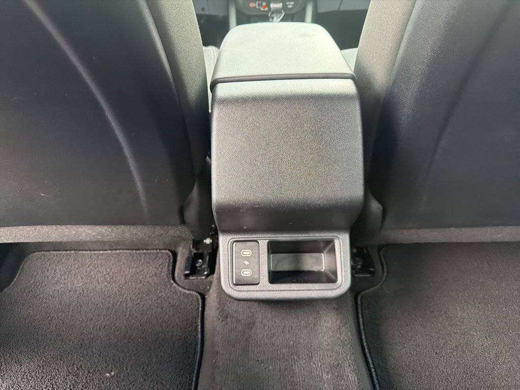 Used 2025 Kia K4 LXS image 19