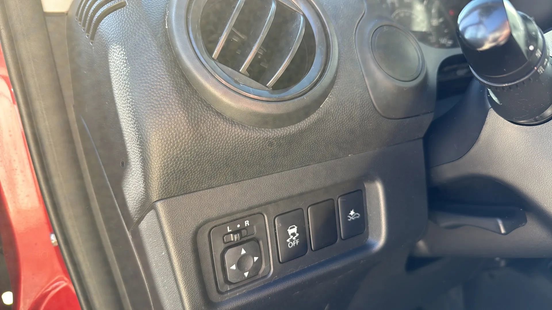 Used 2021 Mitsubishi Mirage LE image 30