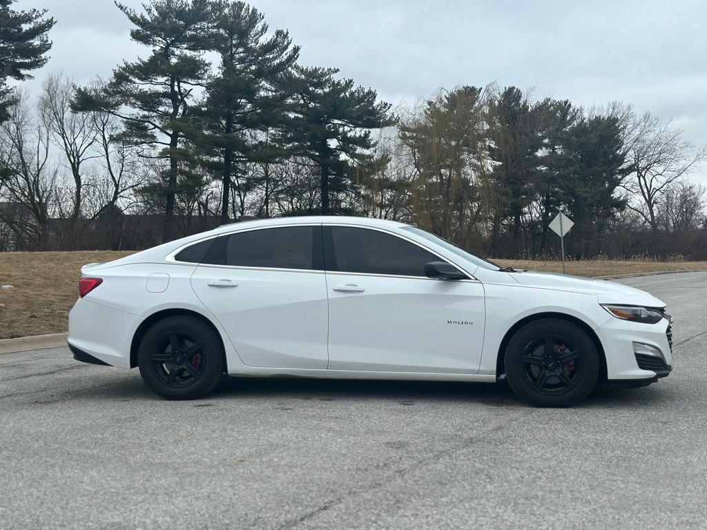 Used 2020 Chevrolet Malibu LS FWD image 9