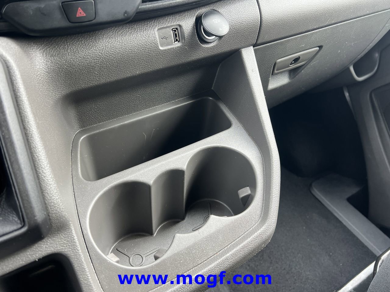 Used 2024 Ford Transit 350 XLT image 8