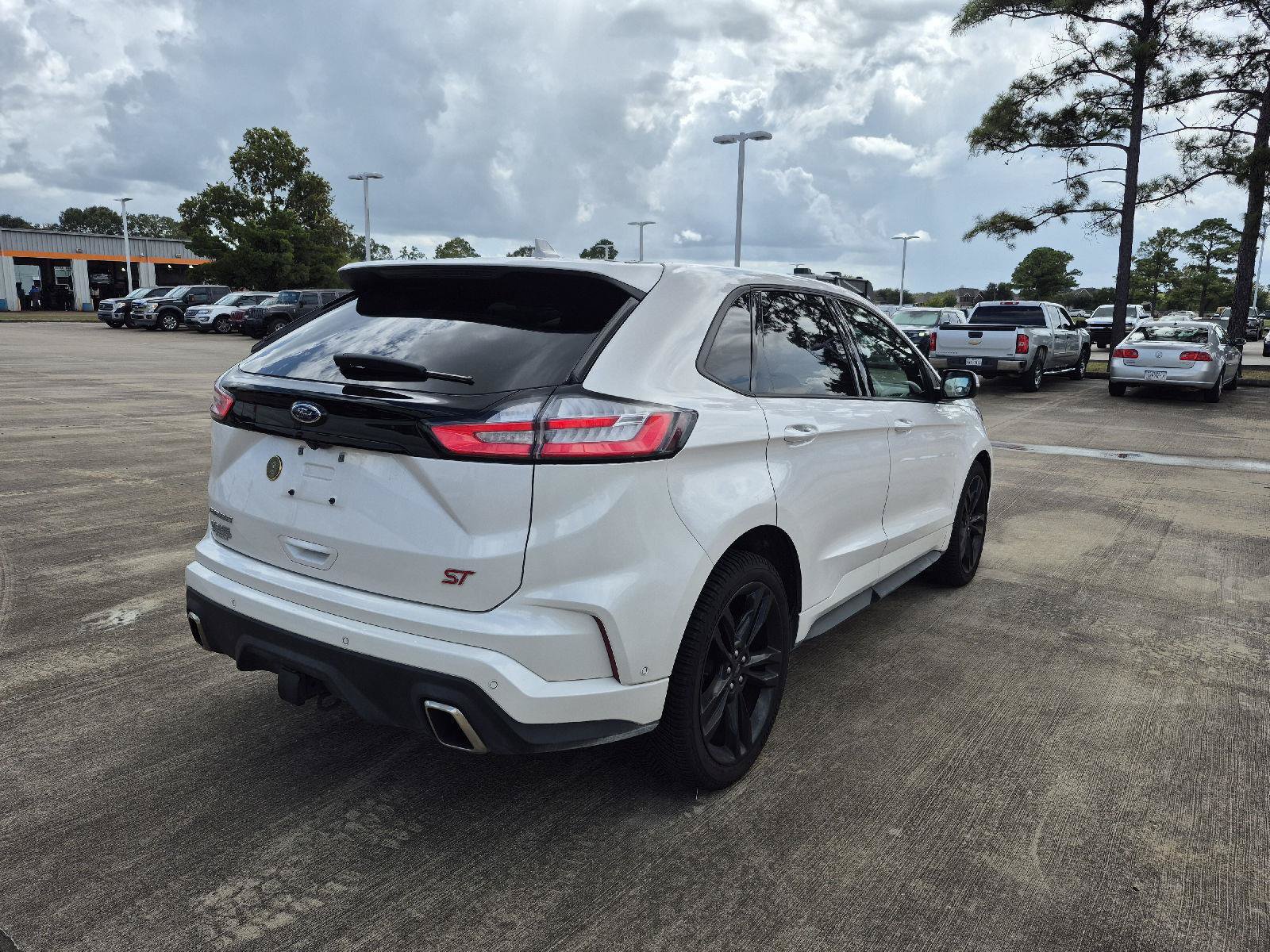 Certified 2019 Ford Edge ST w/ Equipment Group 401A AWD/4WD image 15