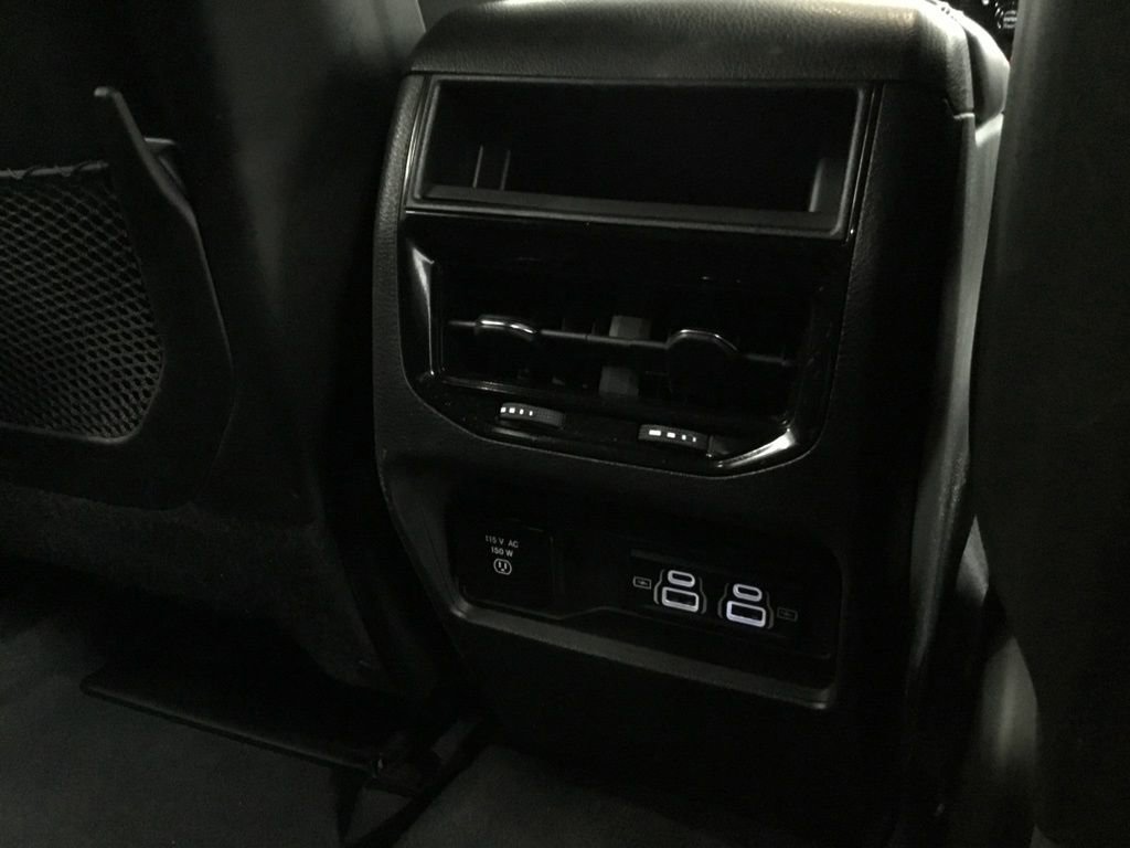 Used 2023 Jeep Grand Cherokee Altitude image 21