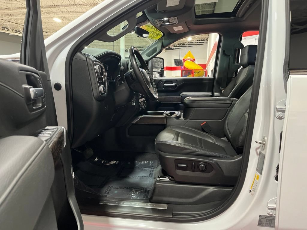 Certified 2021 GMC Sierra 3500 Denali w/ Denali Ultimate Package AWD/4WD image 13