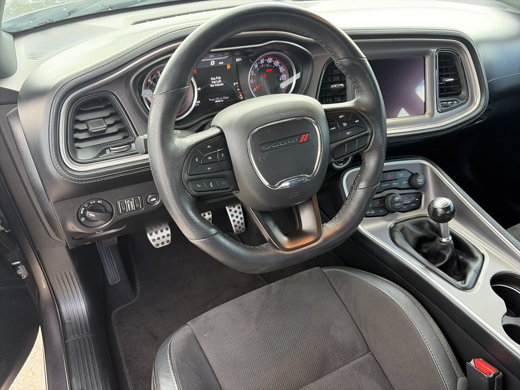 Used 2022 Dodge Challenger R/T Scat Pack RWD image 15