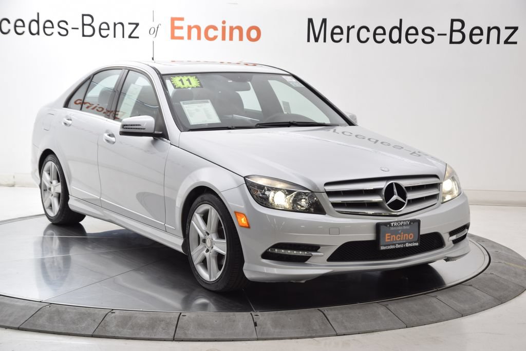 Used 2011 Mercedes-Benz C 300 Sedan image 7