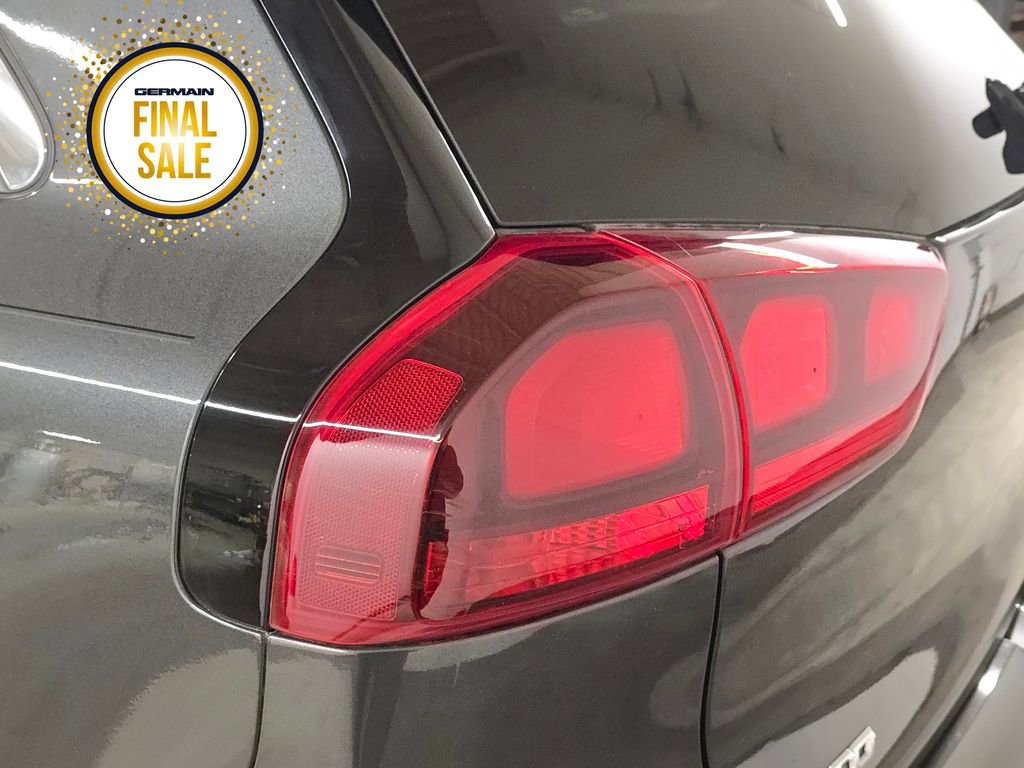 Certified 2020 Kia Niro EX w/ Cold Weather Package image 13