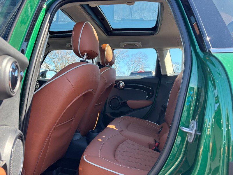 Used 2024 MINI Cooper S w/ Signature Upholstery Package image 10