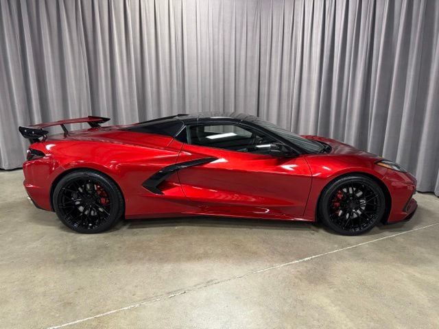 Used 2021 Chevrolet Corvette Stingray Convertible w/ Z51 Performance Package RWD image 5