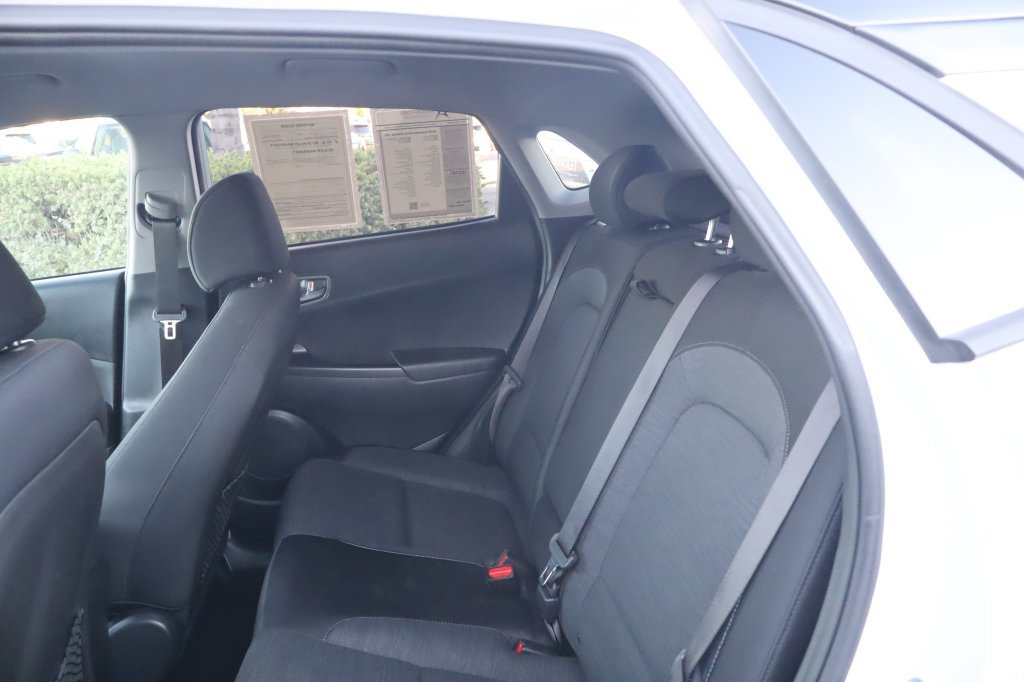 Used 2020 Hyundai Kona SEL FWD image 32