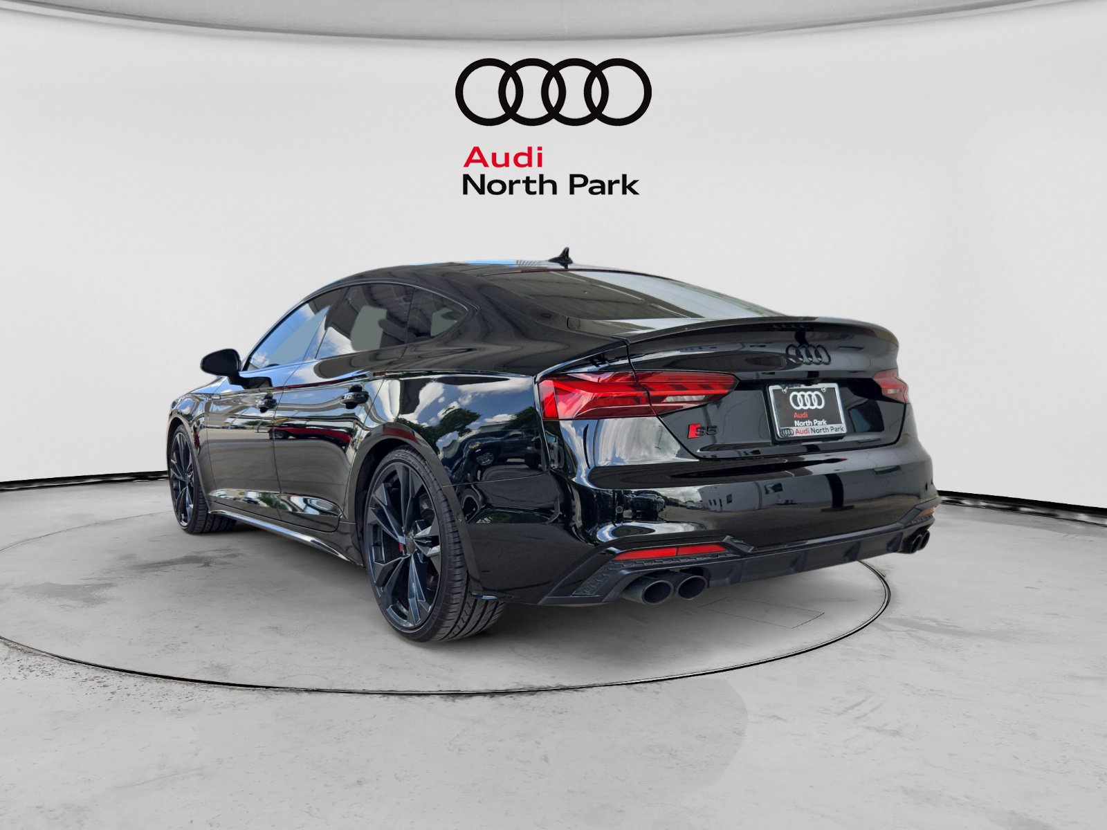 Used 2023 Audi S5 Prestige w/ Prestige Package AWD/4WD image 3
