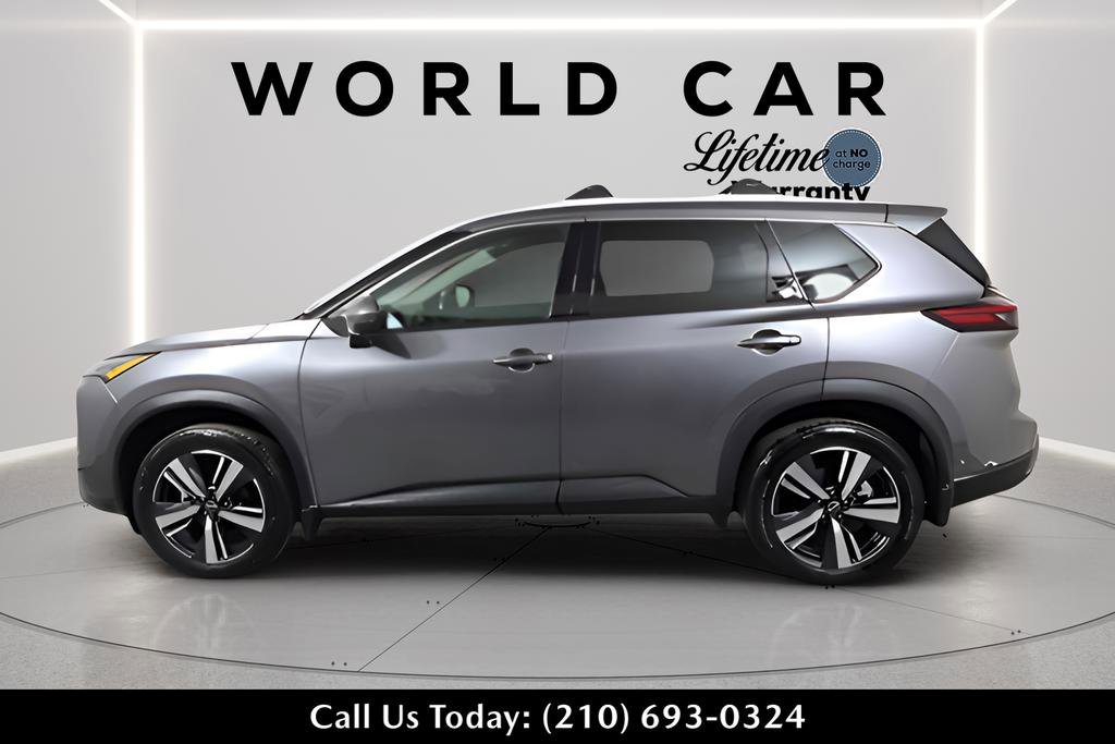 Used 2024 Nissan Rogue SL w/ SL Premium Package image 4