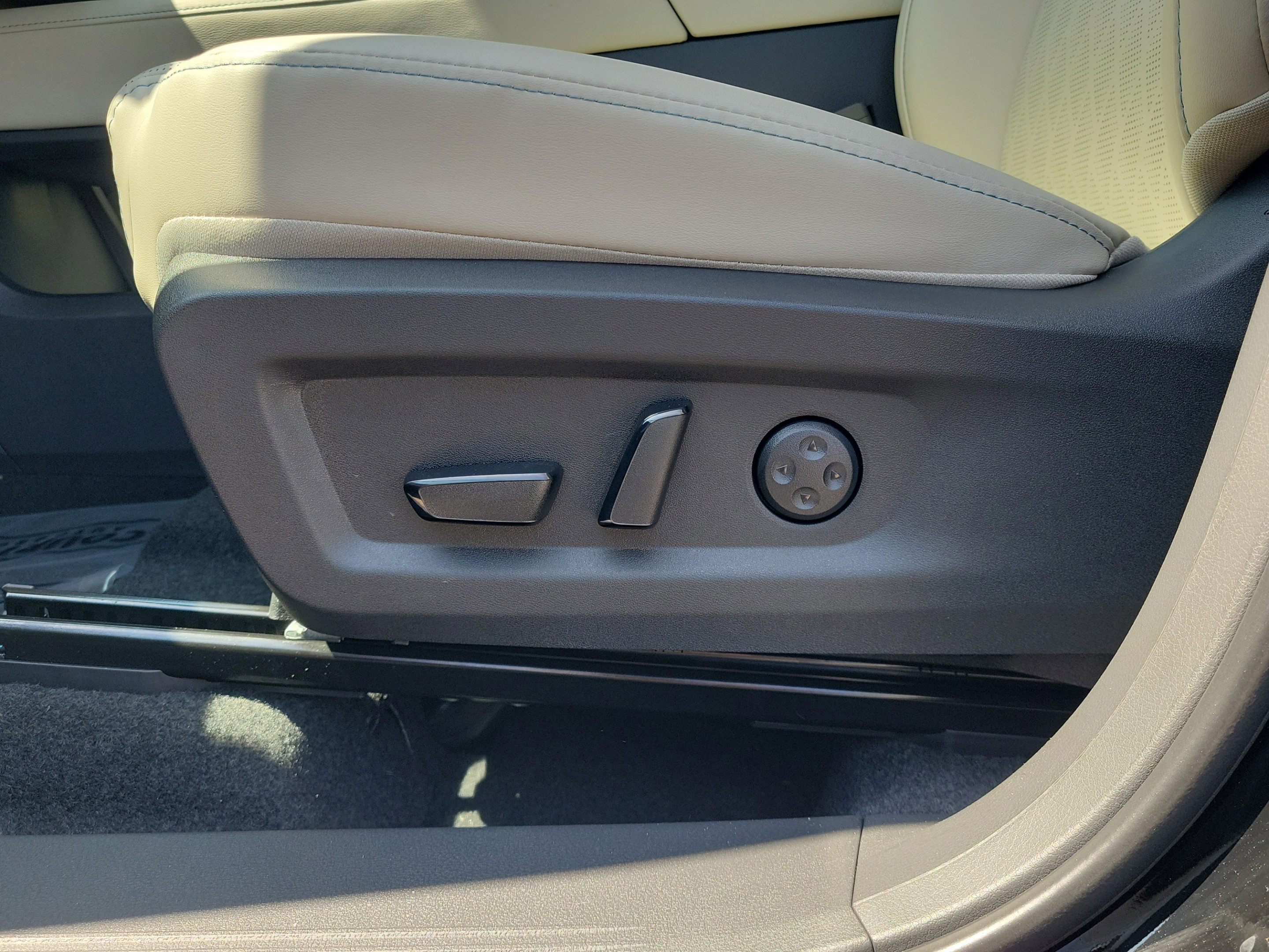 New 2026 Nissan Murano Platinum w/ Cargo Package AWD/4WD image 19