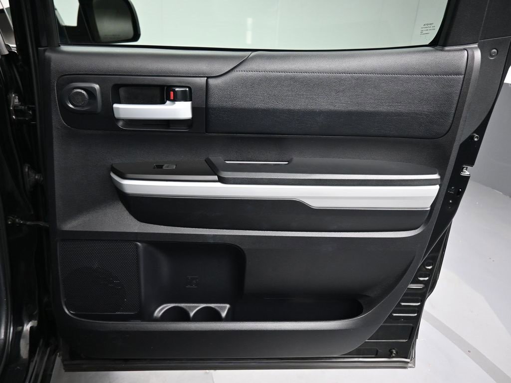 Used 2020 Toyota Tundra SR5 w/ SR5 Upgrade Package image 34