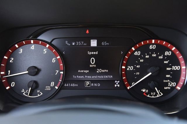 Used 2022 Nissan Frontier PRO-4X image 14
