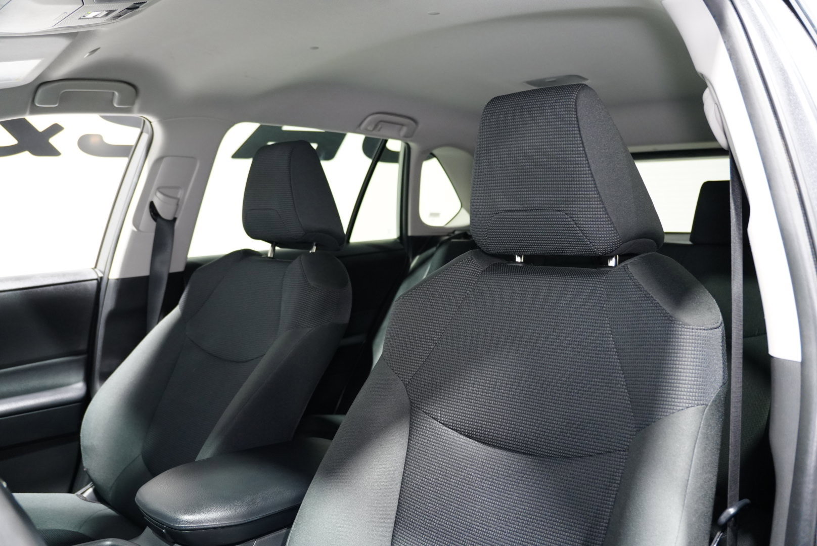 Used 2024 Toyota RAV4 LE image 15