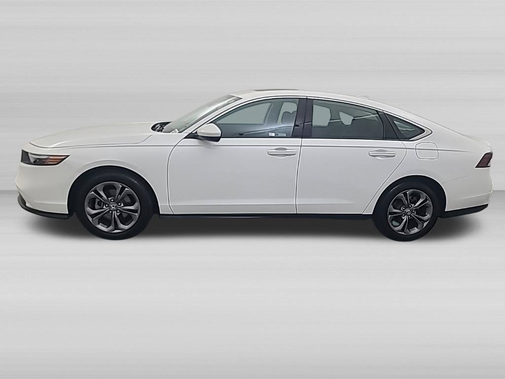 Used 2023 Honda Accord EX image 7