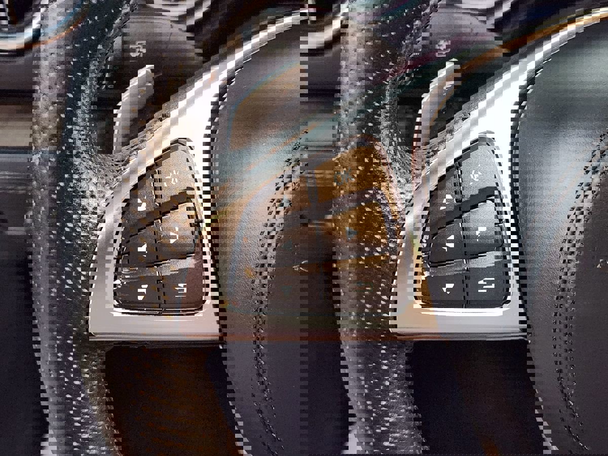 Used 2018 Mercedes-Benz SL 450 image 47