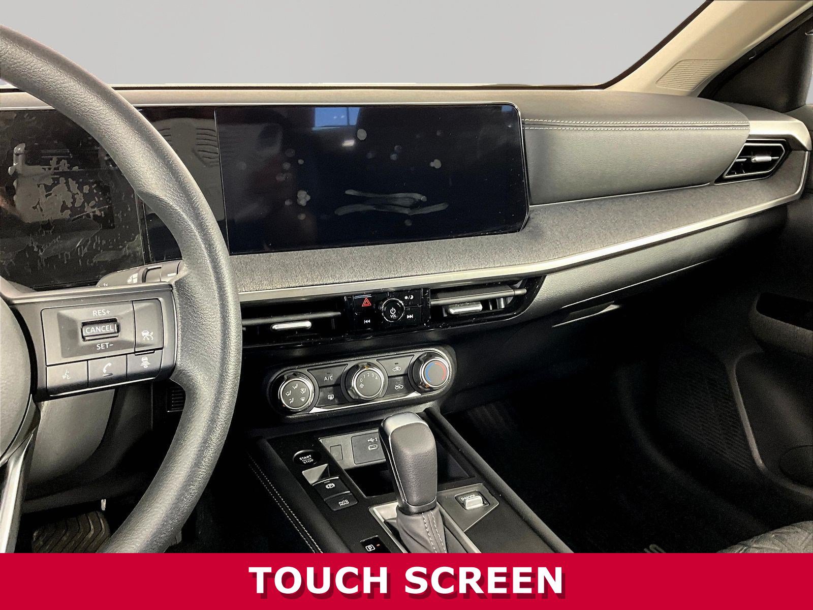 Certified 2025 Nissan Kicks SV AWD/4WD image 9