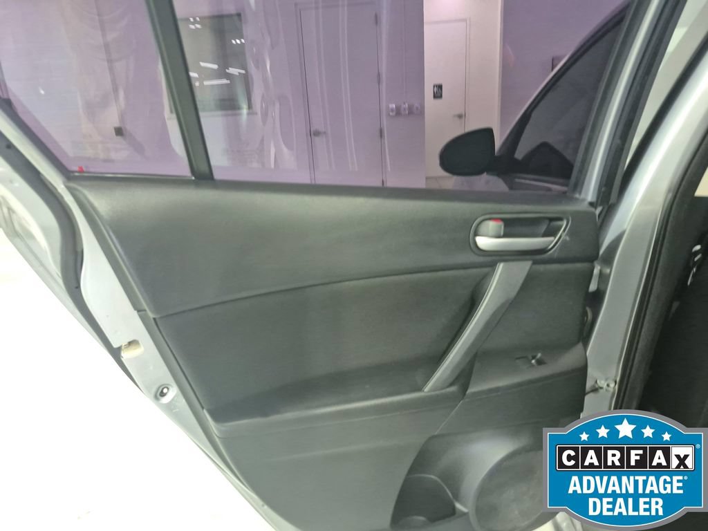 Used 2012 MAZDA MAZDA3 i Sport FWD image 20
