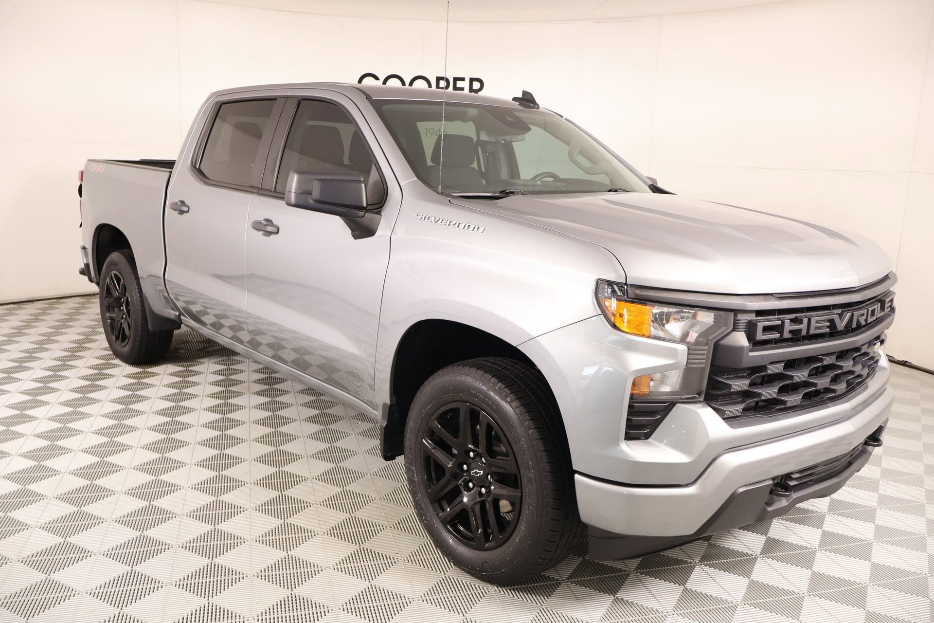 Used 2023 Chevrolet Silverado 1500 Custom
