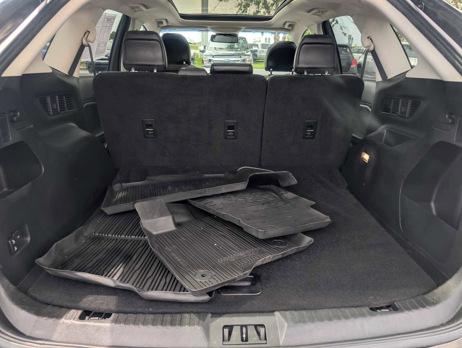 Used 2019 Ford Edge SEL w/ Equipment Group 201A AWD/4WD image 24