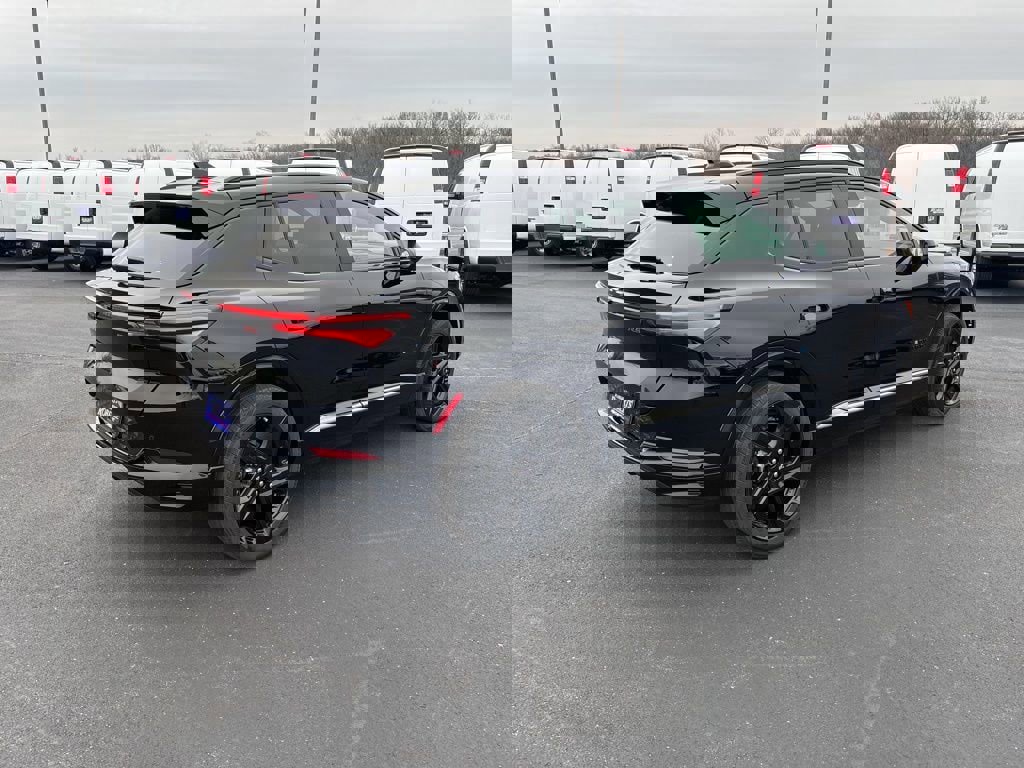 New 2026 Chevrolet Equinox EV RS image 3