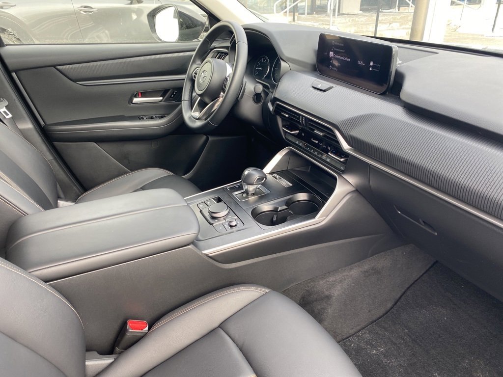 Certified 2025 MAZDA CX-90 3.3 Turbo w/ Select Package image 10