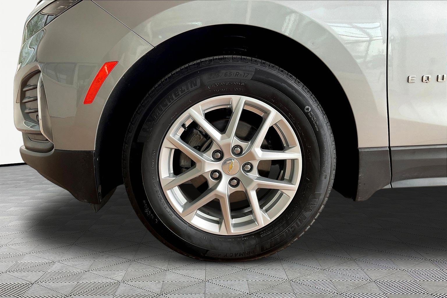 Used 2024 Chevrolet Equinox LT image 31