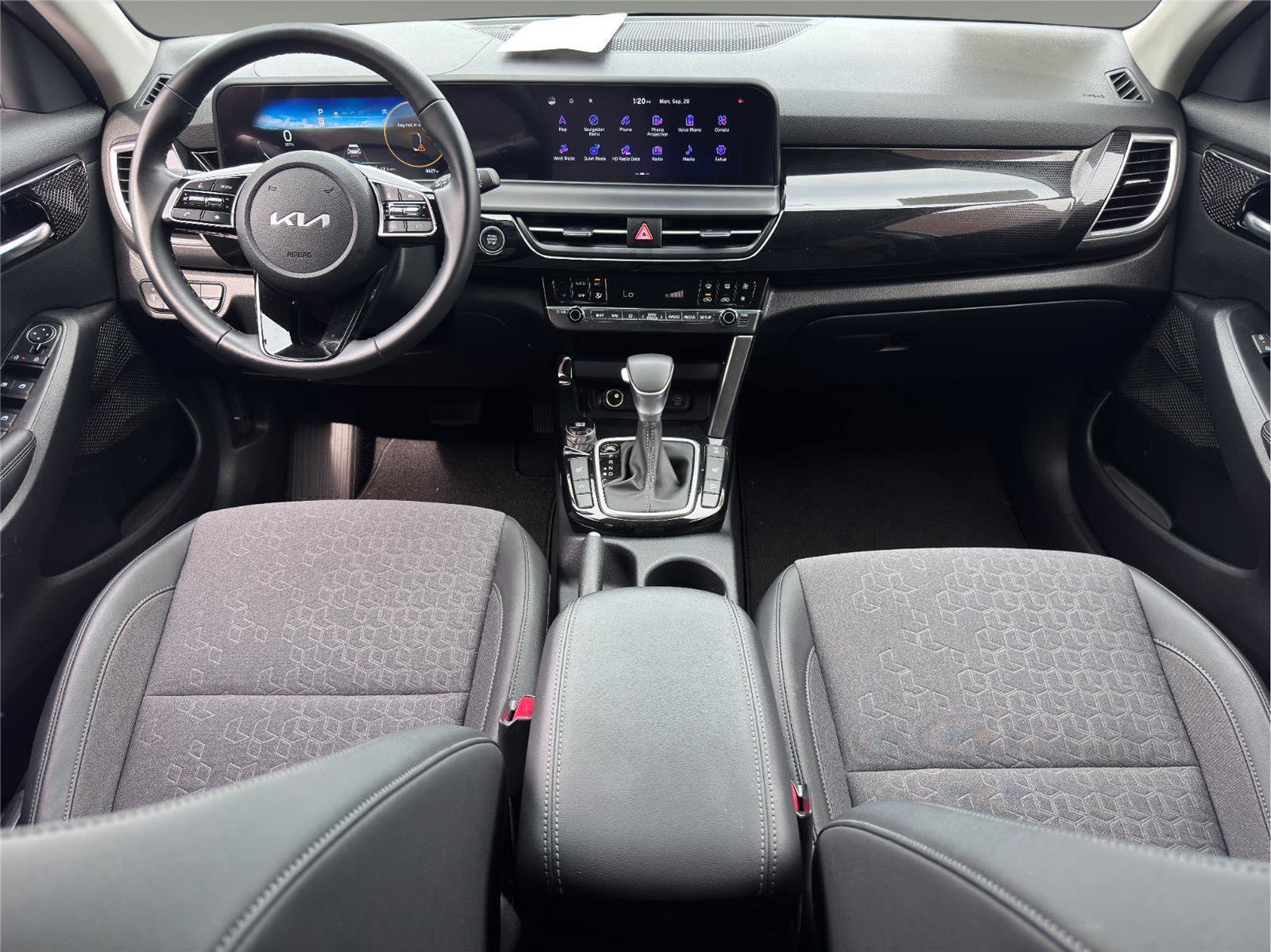 Used 2024 Kia Seltos S image 19