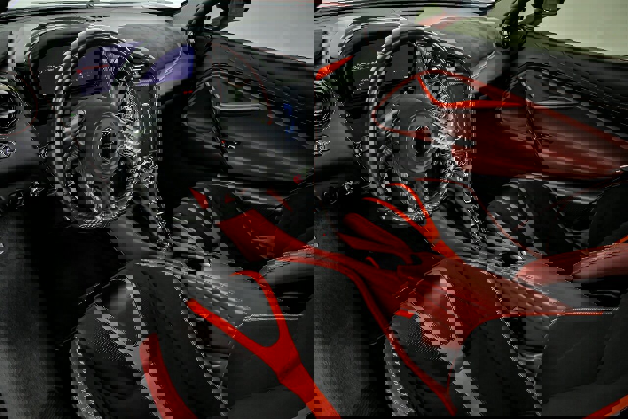 Used 2018 McLaren 720S image 26