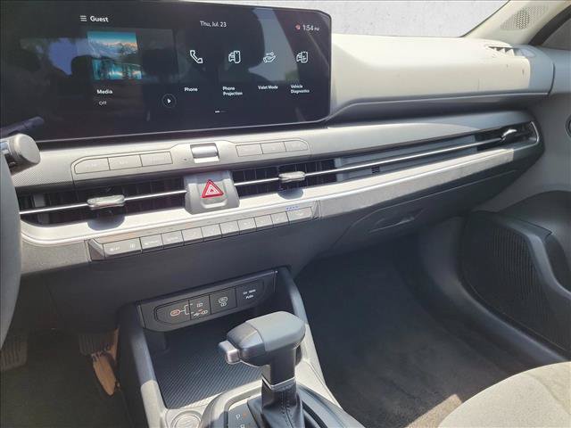 Used 2025 Kia K4 FWD image 21