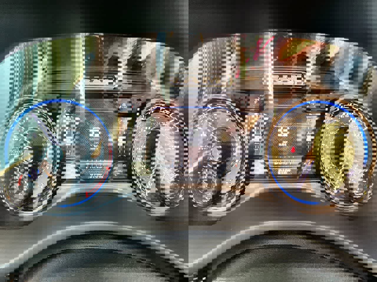 Used 2022 RAM 2500 Limited w/ Towing Technology Group image 12