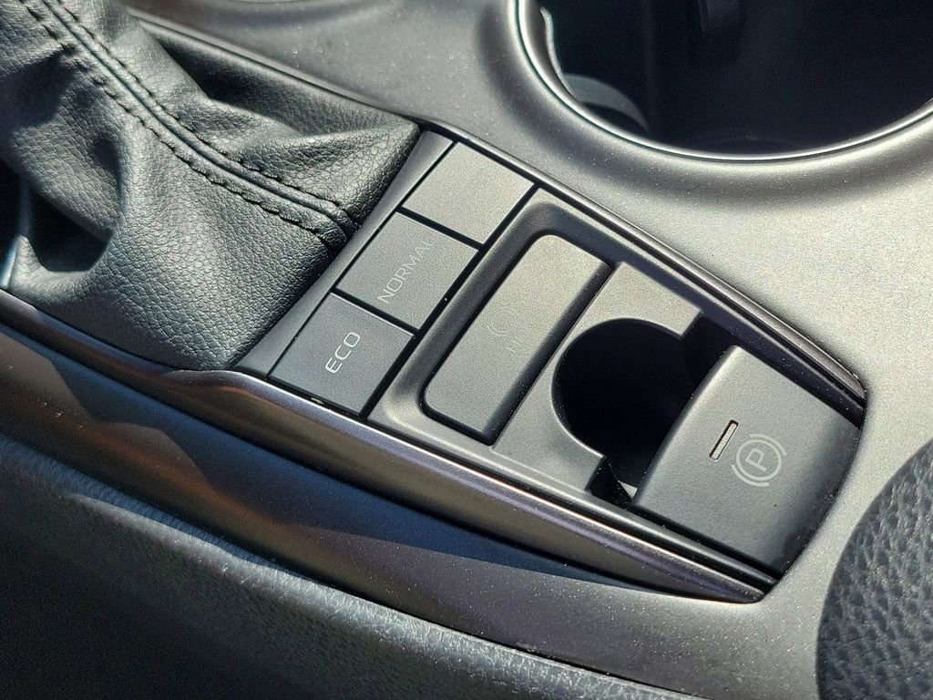 Used 2024 Toyota Camry XSE FWD image 17
