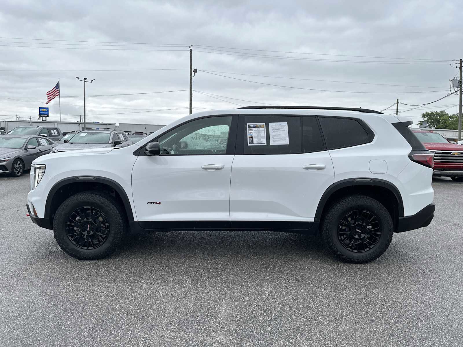 Used 2025 GMC Acadia AT4 w/ LPO, Floor Liner Package AWD/4WD image 5