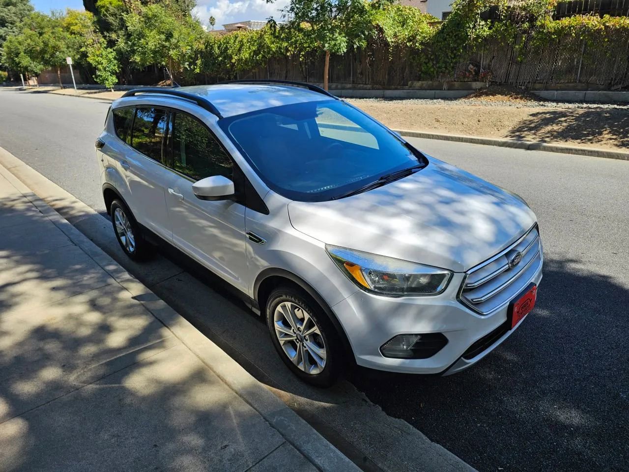 Used 2018 Ford Escape SE w/ SE Sync 3 Package image 14