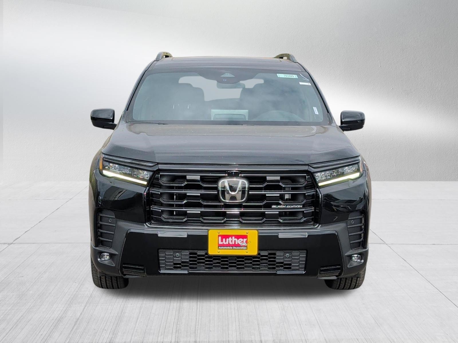 New 2026 Honda Pilot Black Edition image 2