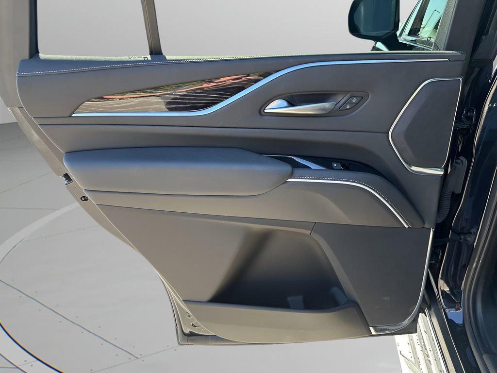 Used 2023 Cadillac Escalade Sport image 17