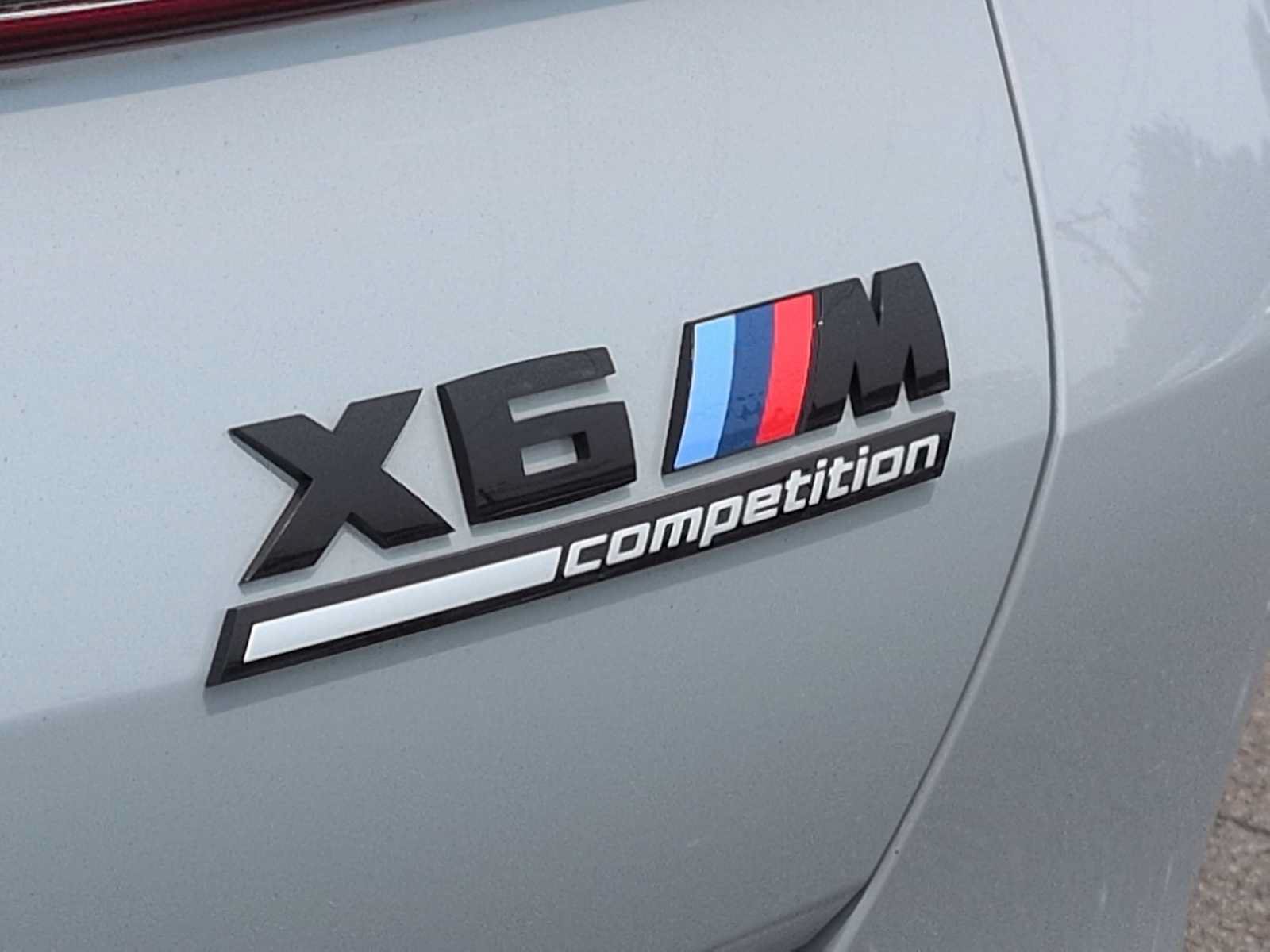 Used 2025 BMW X6 M Competition w/ Executive Package AWD/4WD image 13