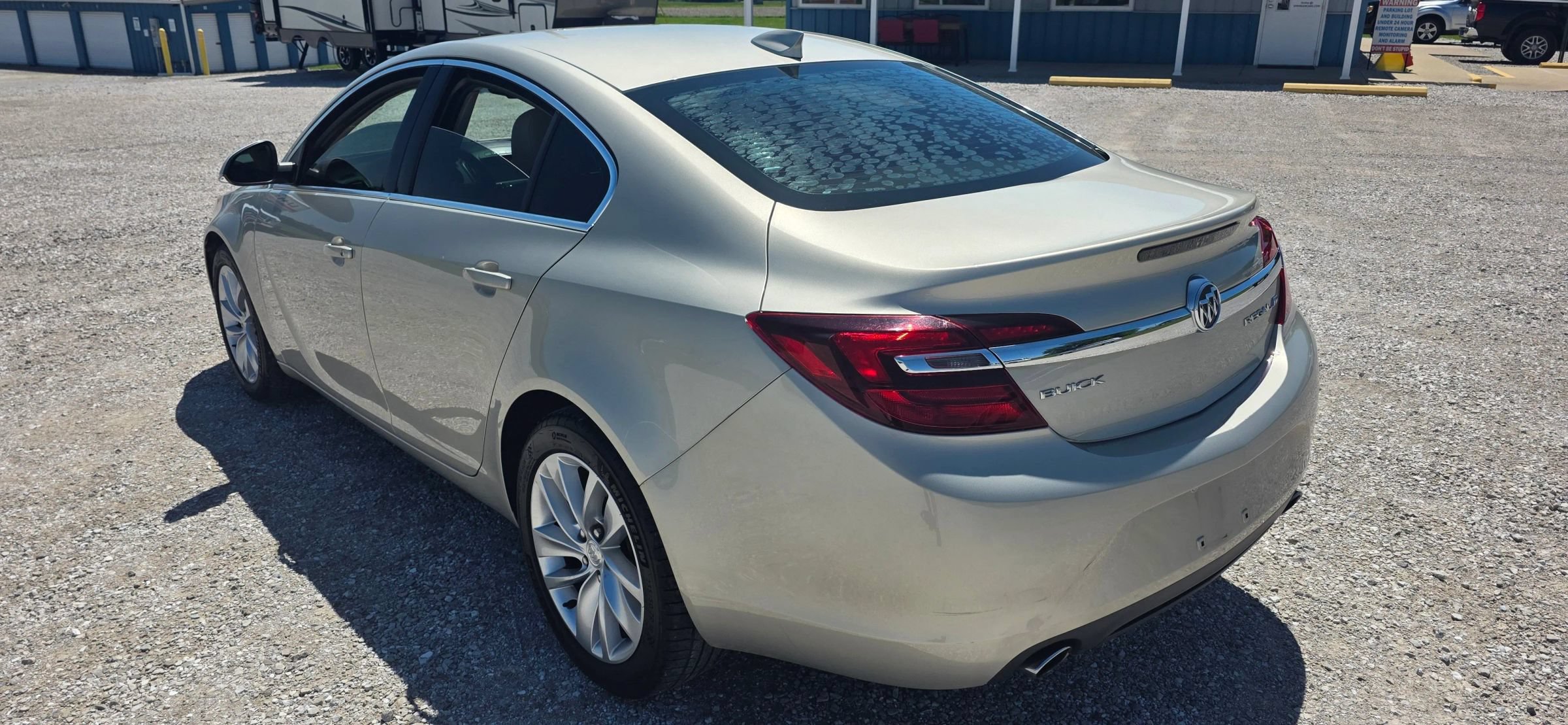 Used 2016 Buick Regal FWD image 5