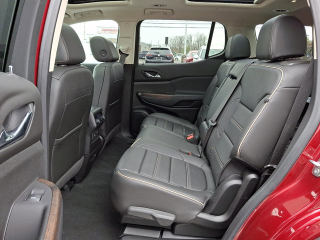 Used 2020 GMC Acadia Denali w/ Technology Package image 10