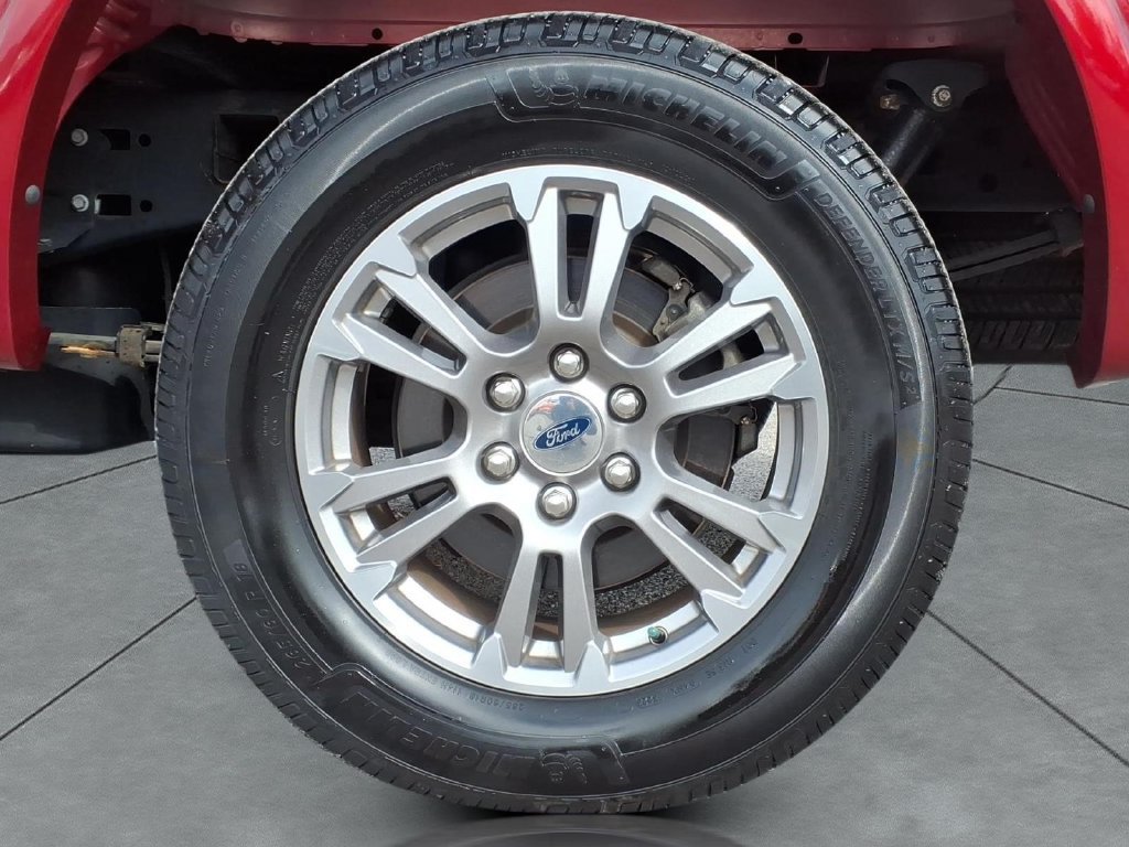Used 2019 Ford F150 Lariat RWD image 12